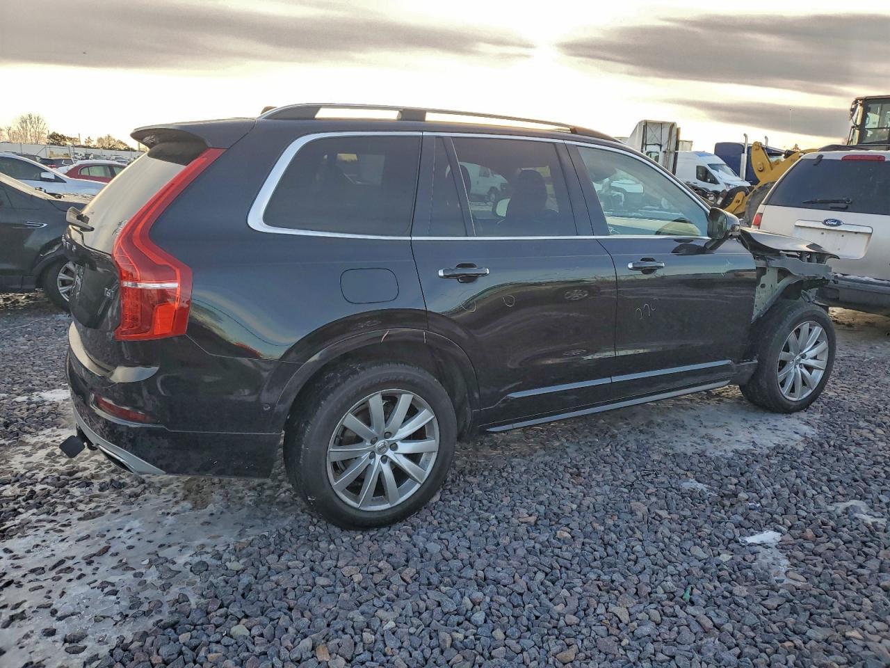 2016 Volvo Xc90 T6 - Фото 3