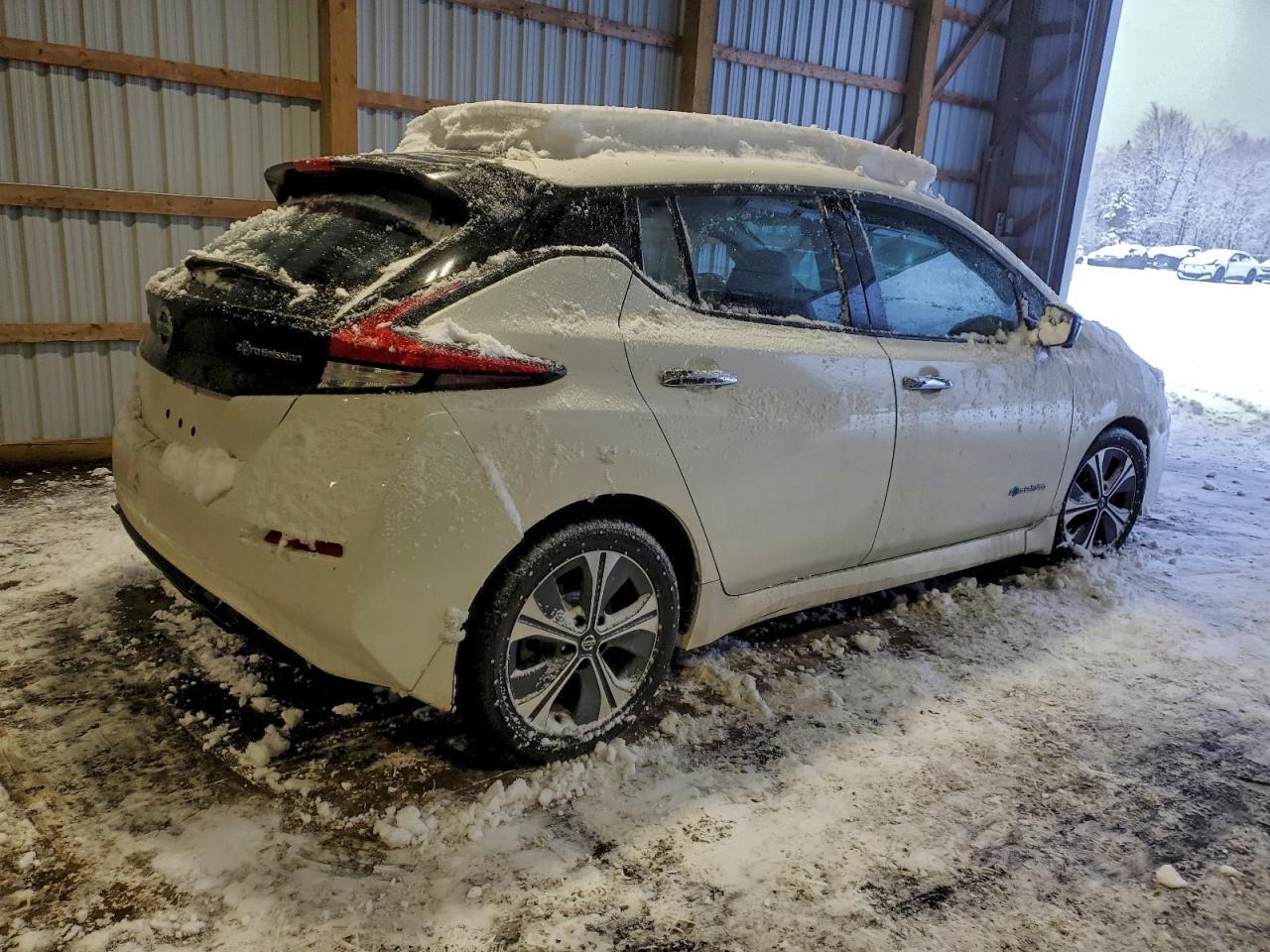 2018 Nissan Leaf S - Фото 3