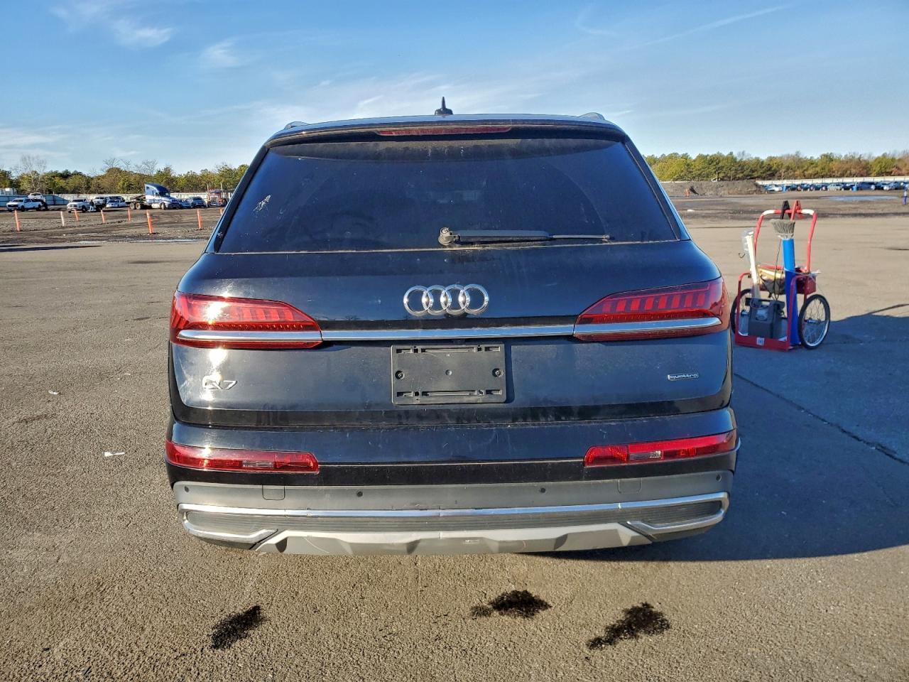 2021 Audi Q7 Premium Plus - Фото 6