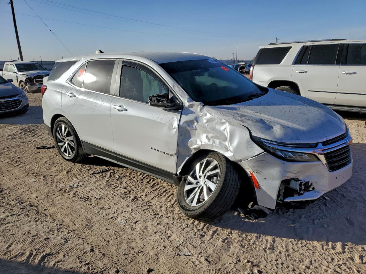 2023 Chevrolet Equinox Lt - Image 4