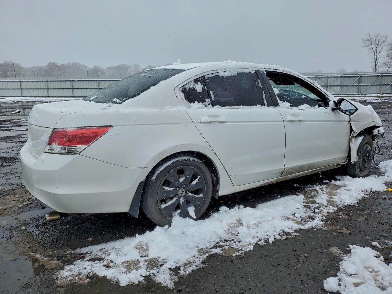 2010 Honda Accord Lx - Image 3
