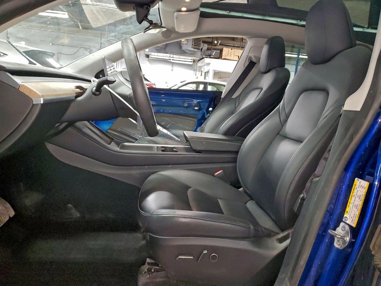 2024 Tesla Model Y - Image 7