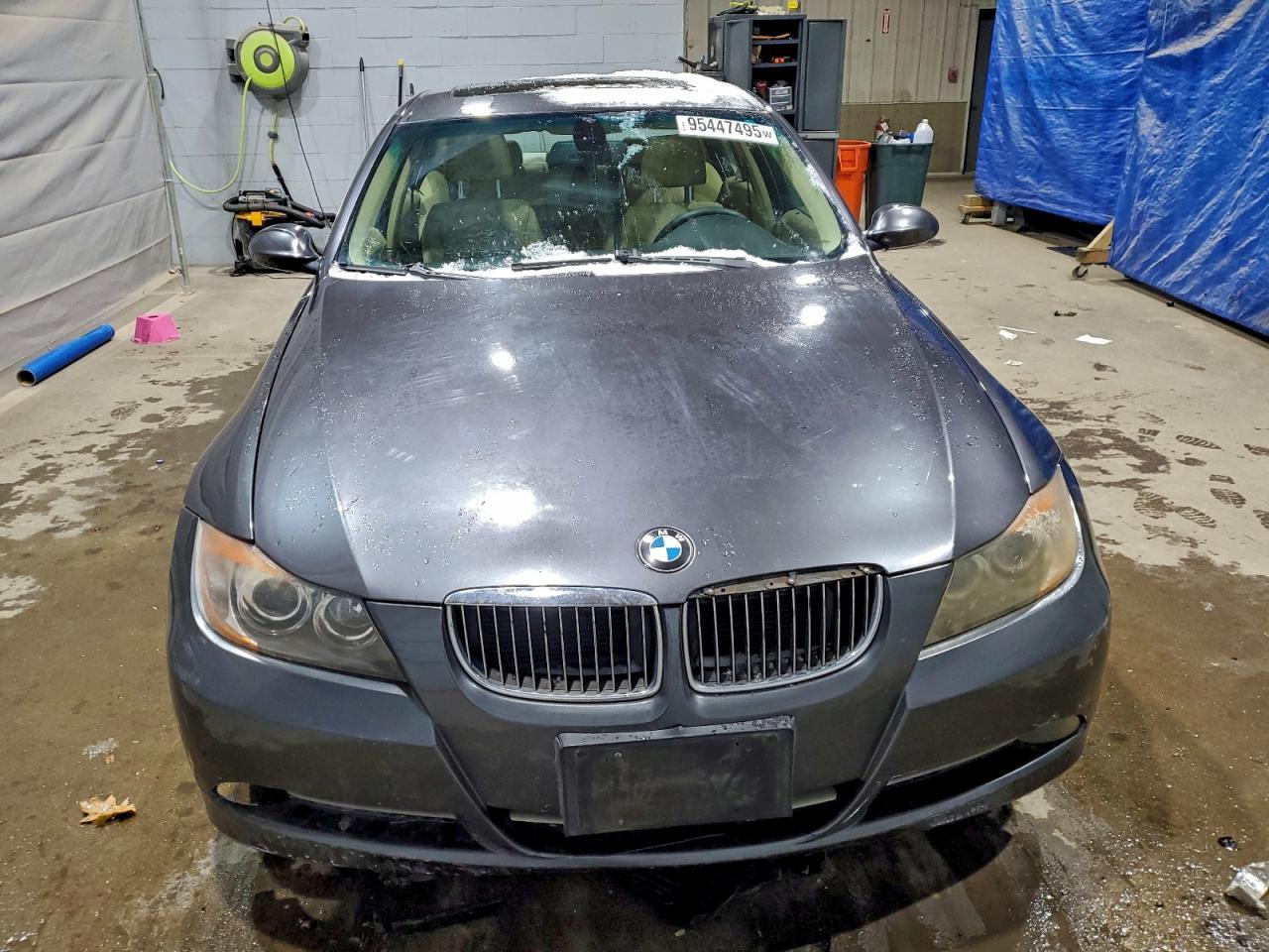 2006 BMW 330 I - Image 5