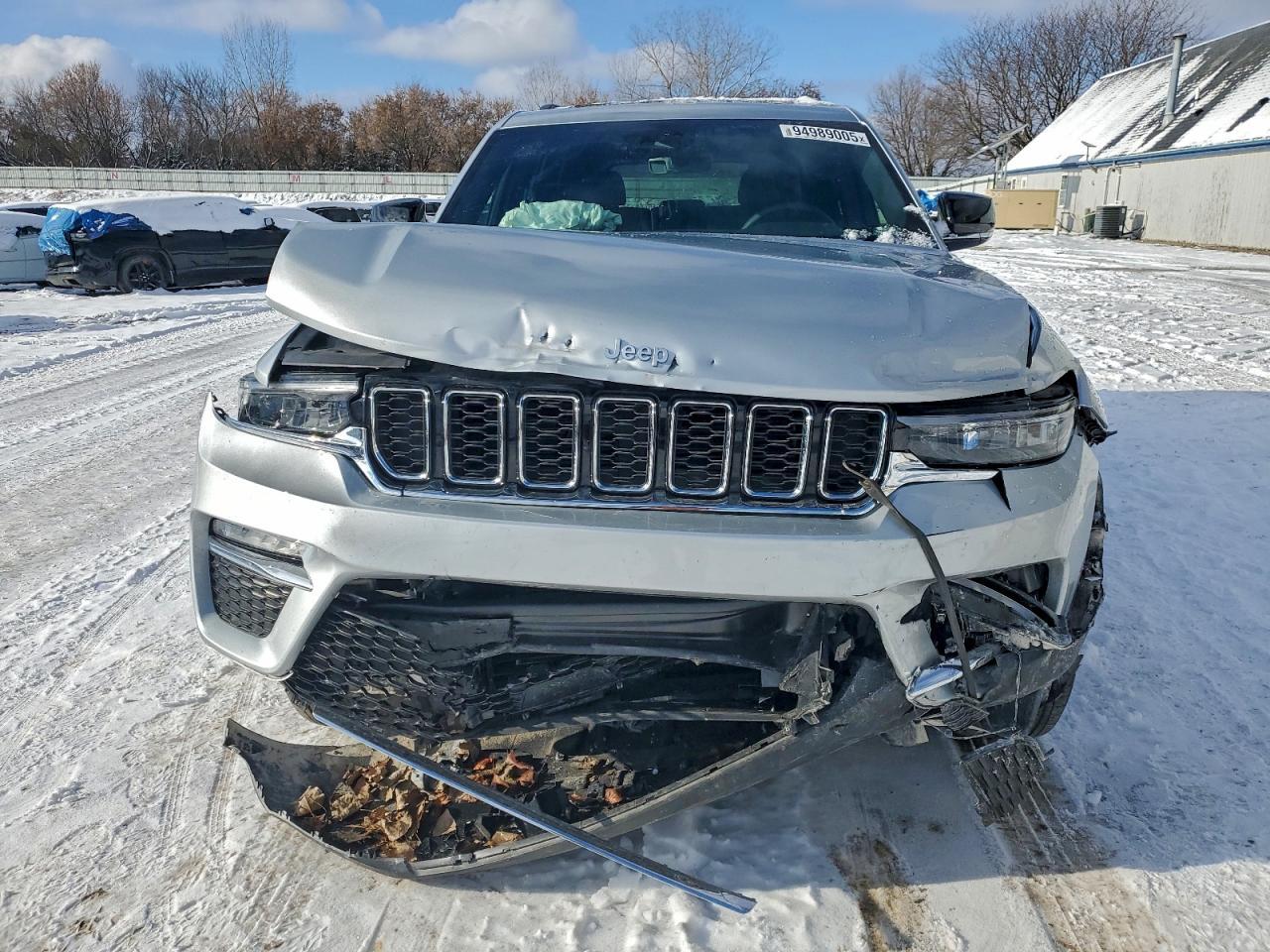 2025 Jeep Grand Cherokee 4Xe - Image 5