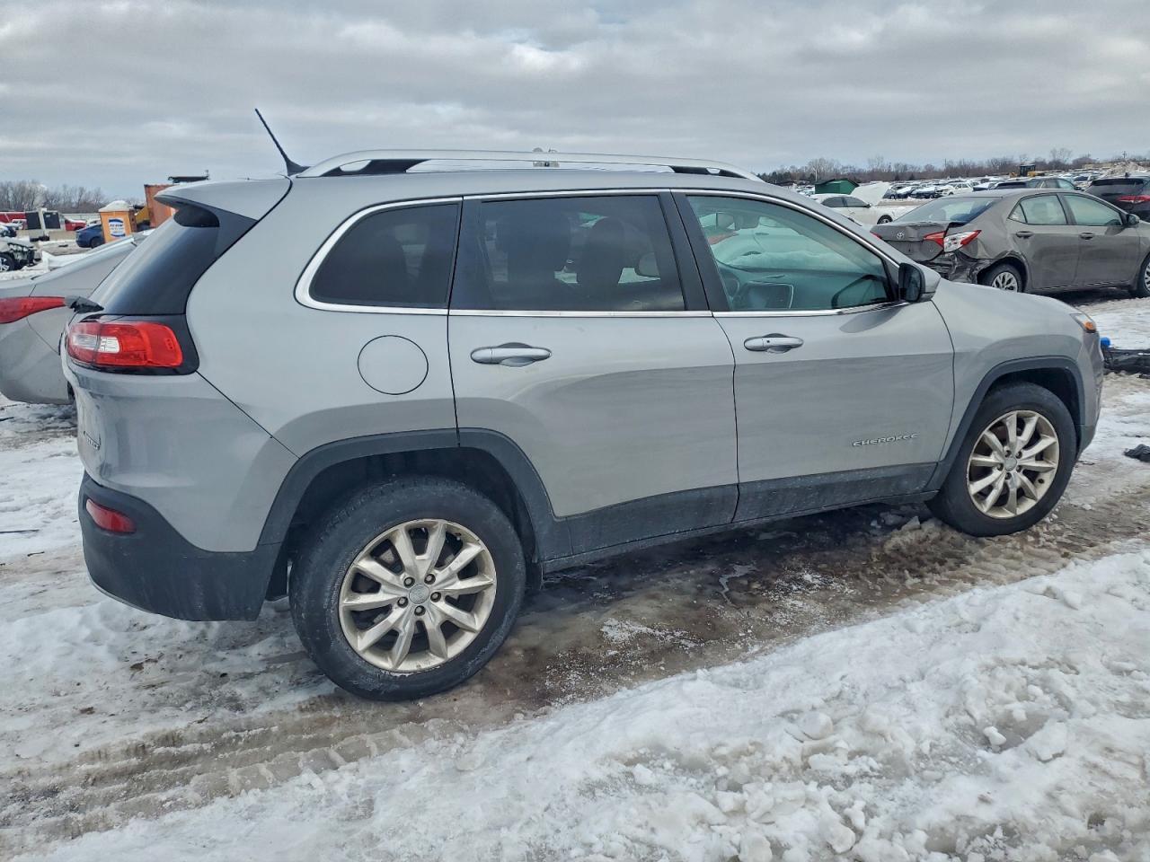 2015 Jeep Cherokee Limited - Image 3