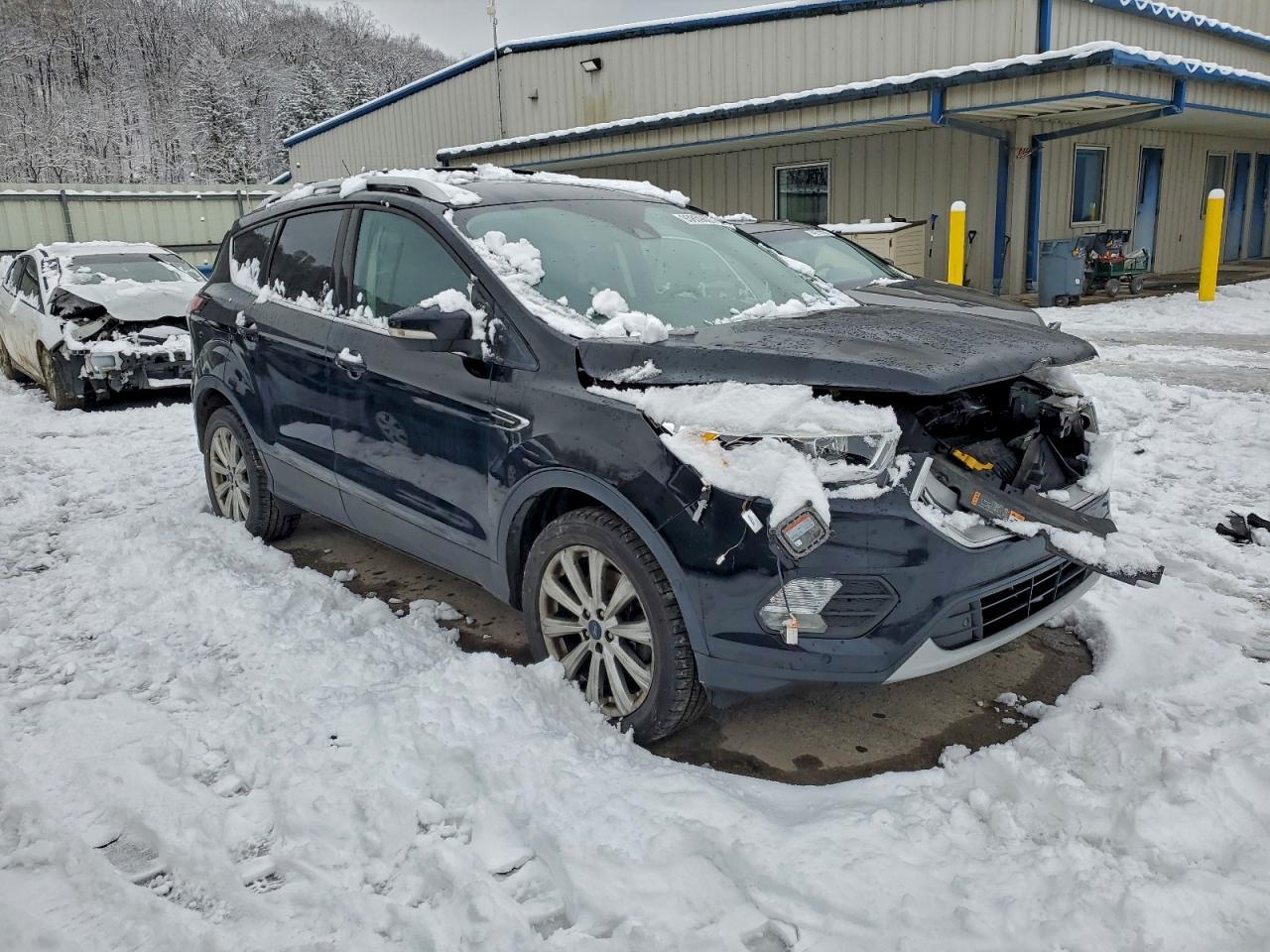 2017 Ford Escape Titanium - Фото 4