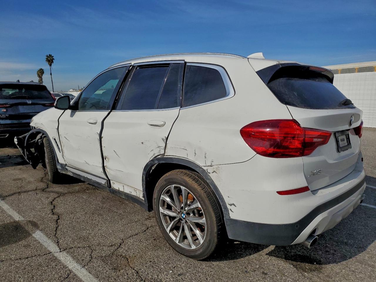2019 BMW X3 Sdrive30I - Фото 2