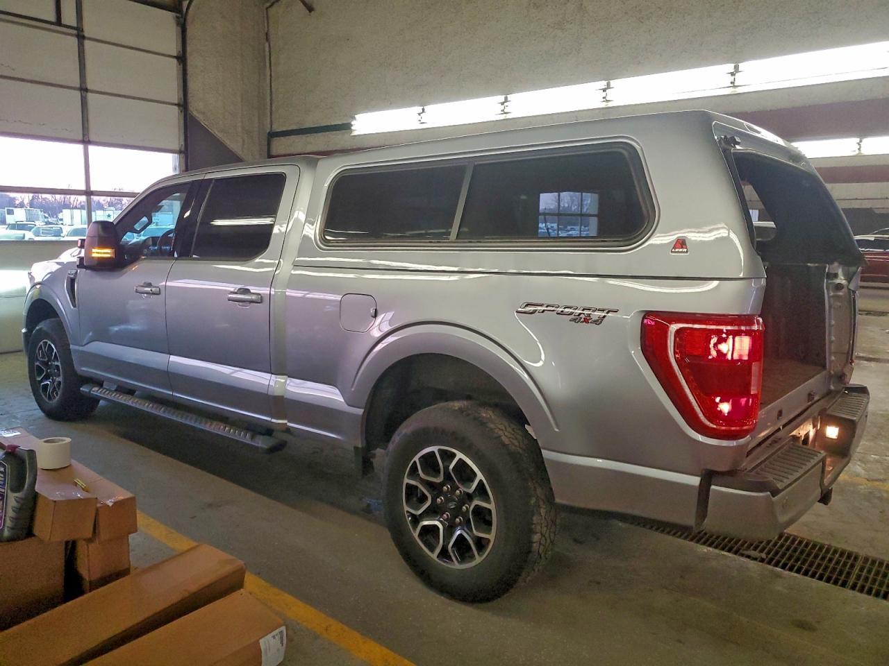 2023 Ford F150 Supercrew - Фото 2