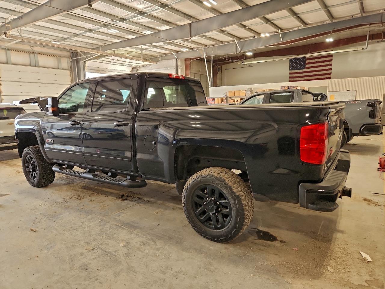 2016 Chevrolet Silverado K2500 Heavy Duty Lt - Image 2