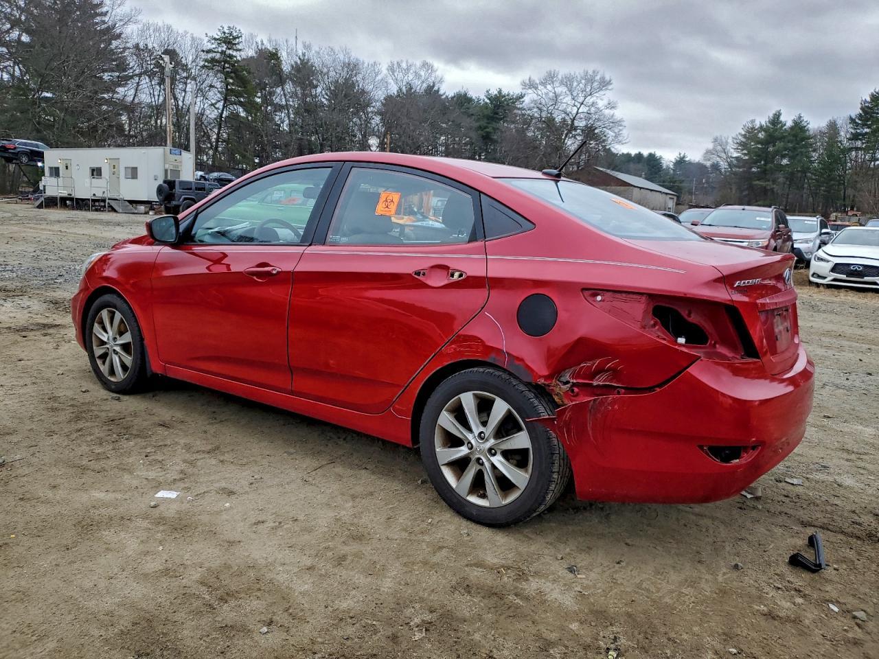 2012 Hyundai Accent Gls - Фото 2