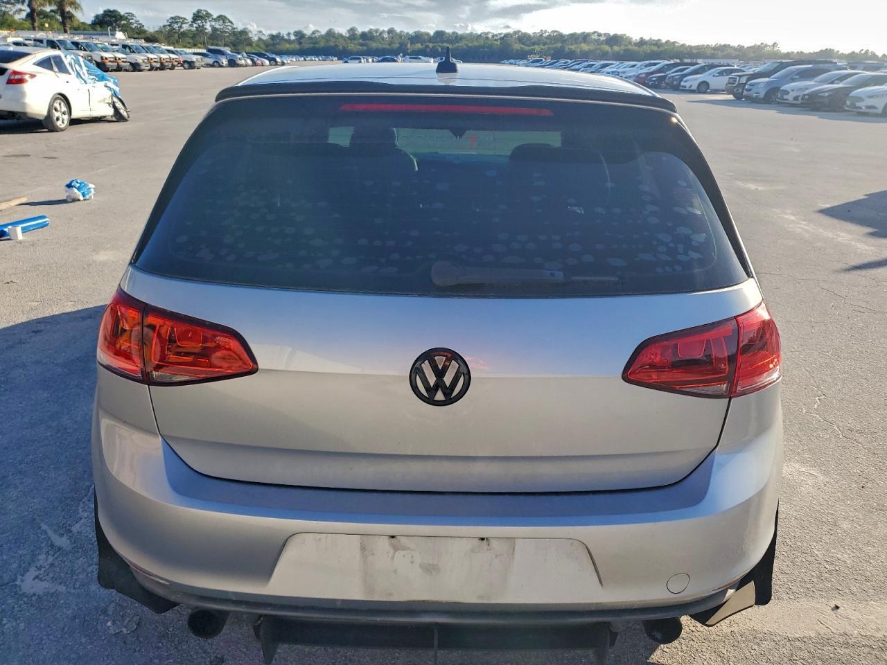 2015 Volkswagen Gti - Image 6