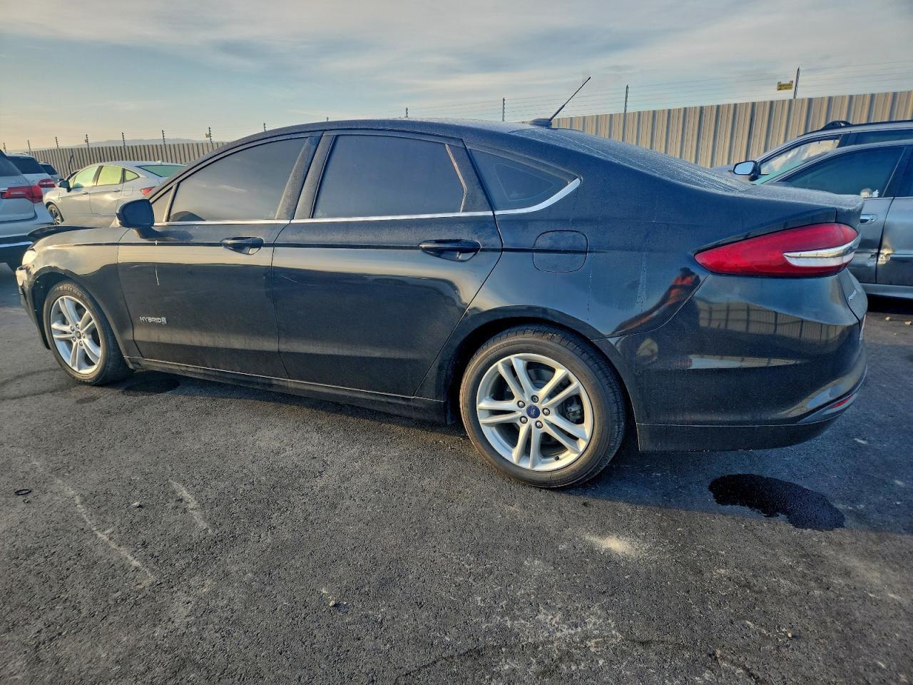 2018 Ford Fusion Se Hybrid - Фото 2