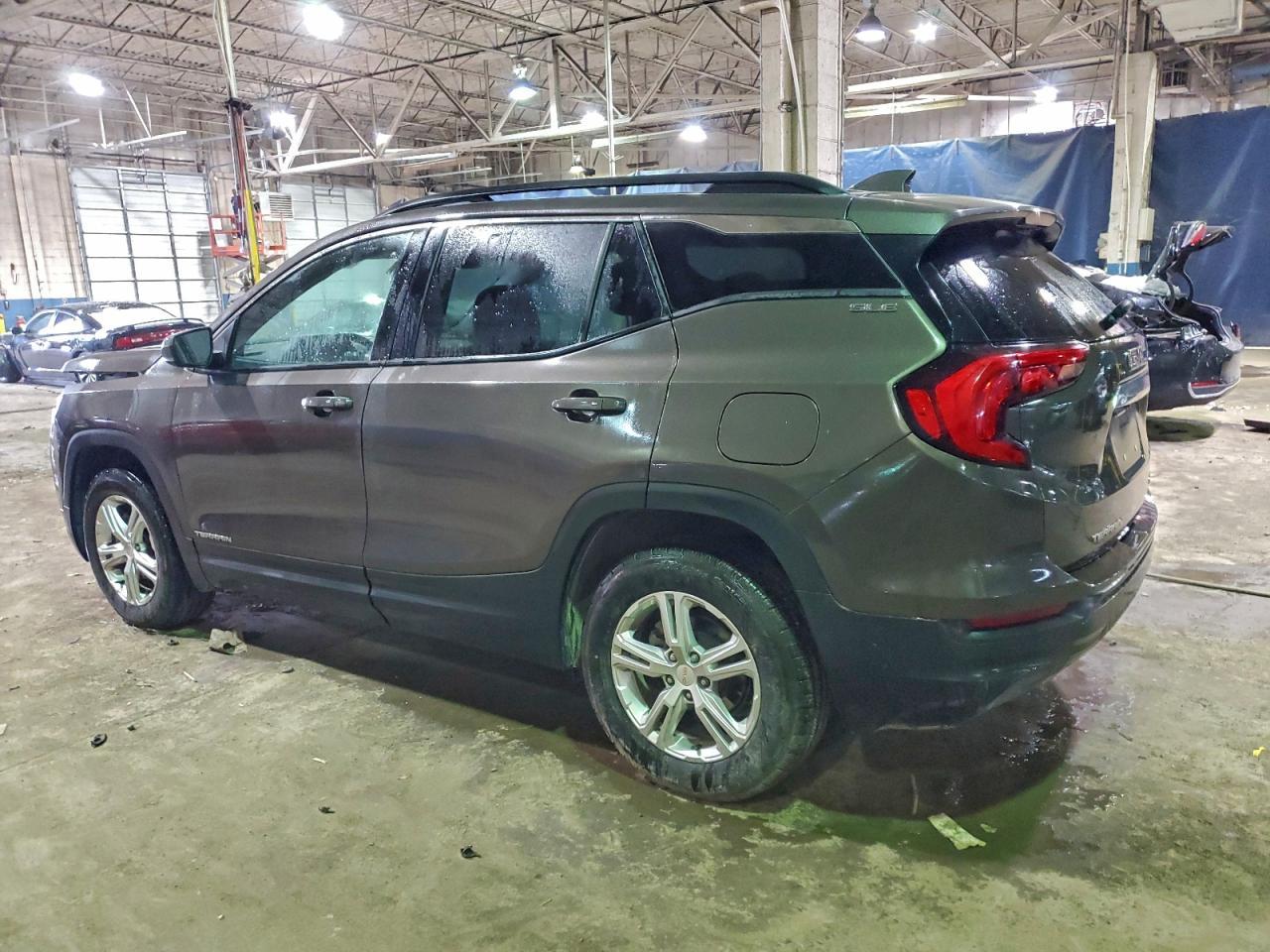 2019 GMC Terrain Sle - Фото 2
