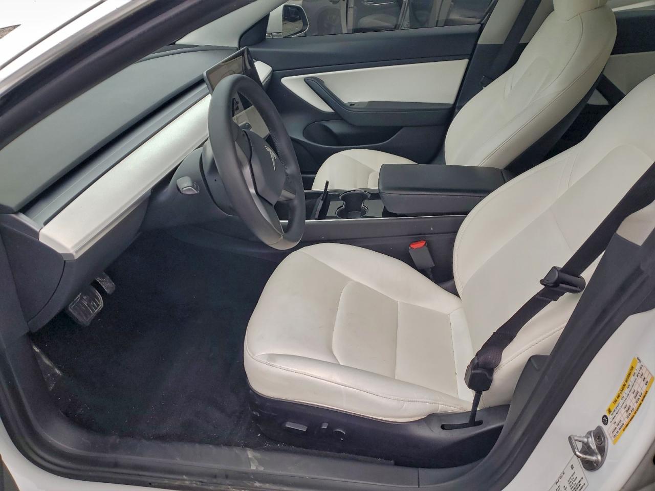 2020 Tesla Model 3 - Фото 7