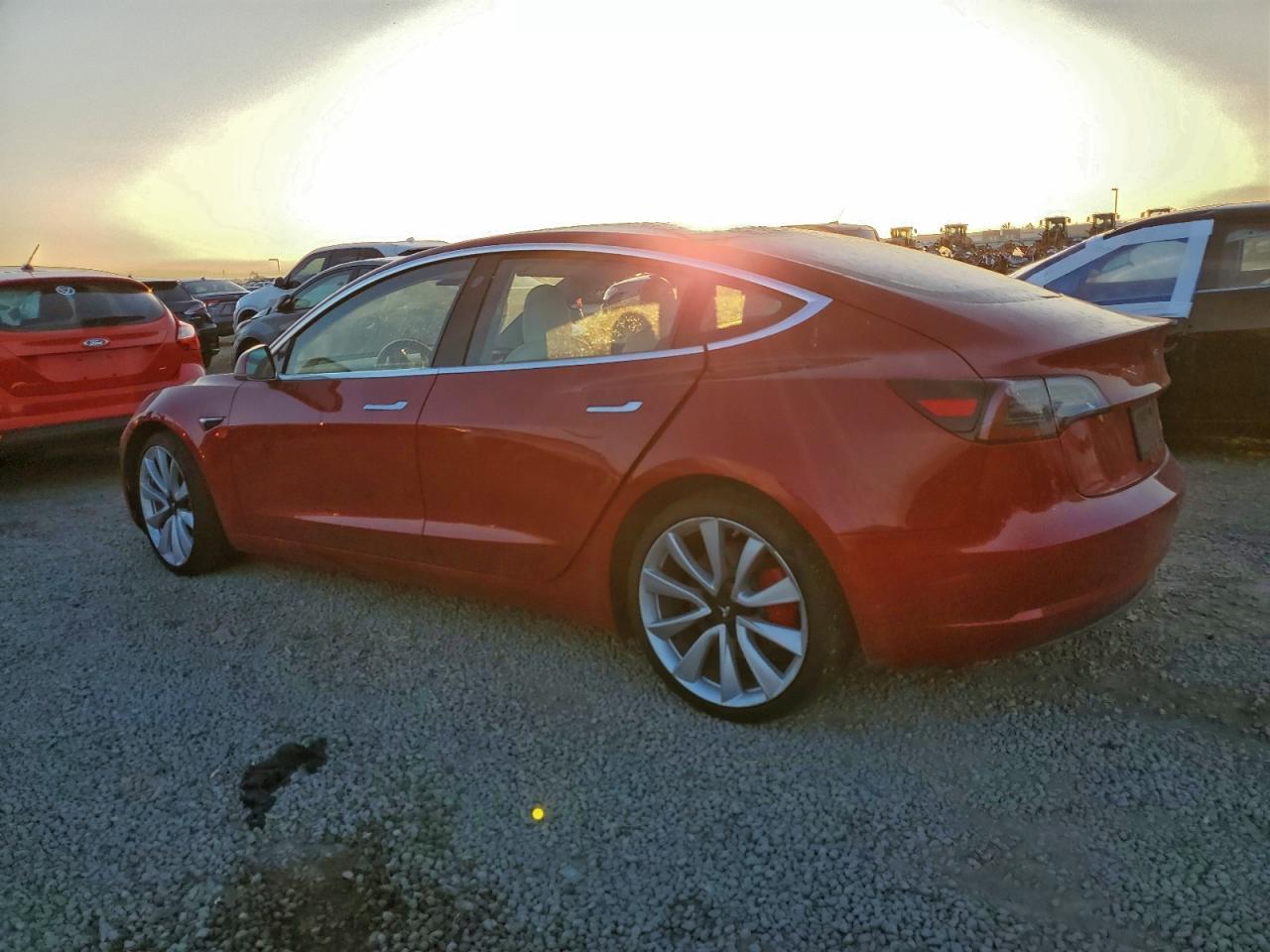 2019 Tesla Model 3 - Фото 2
