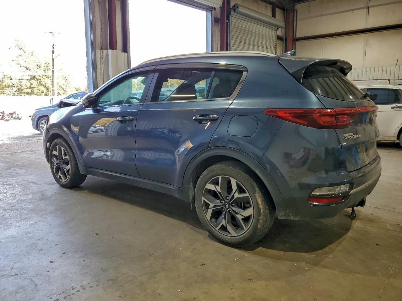 2020 Kia Sportage Ex - Фото 2