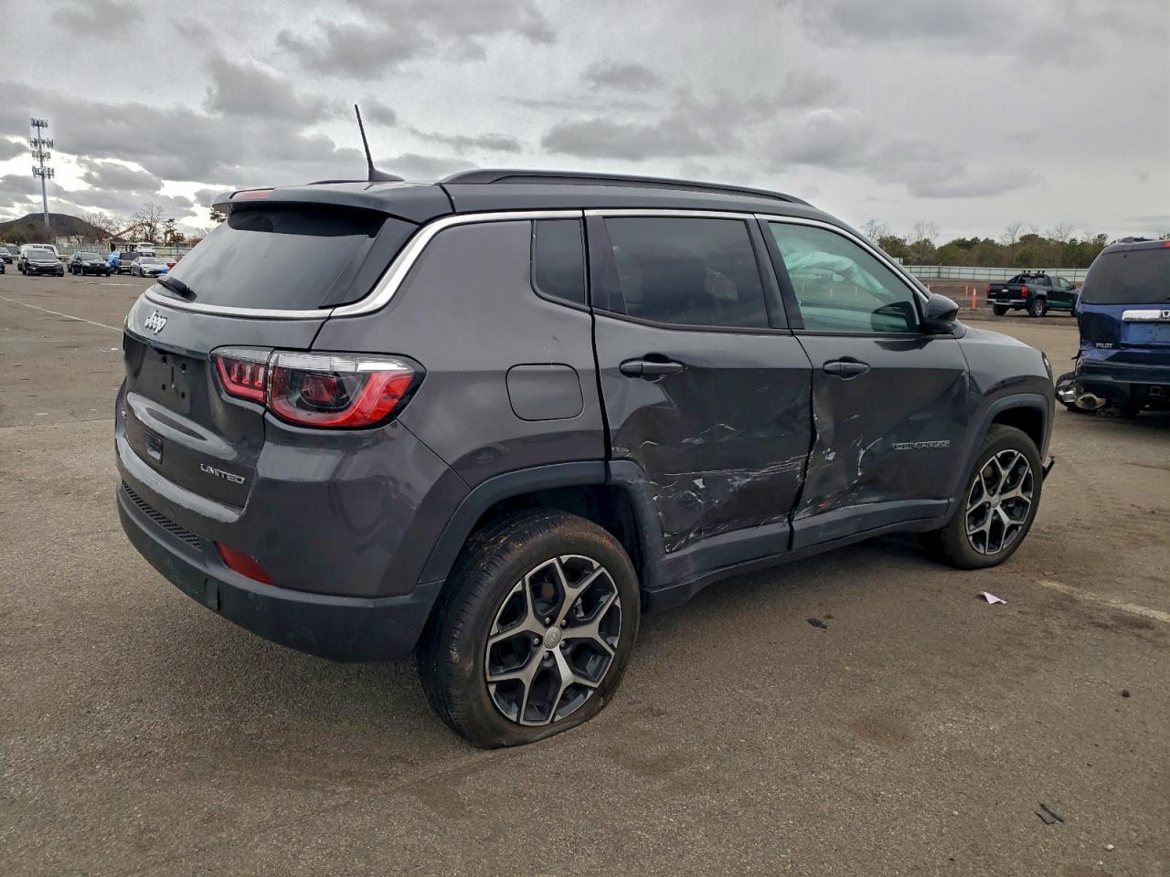 2024 Jeep Compass Limited - Фото 3