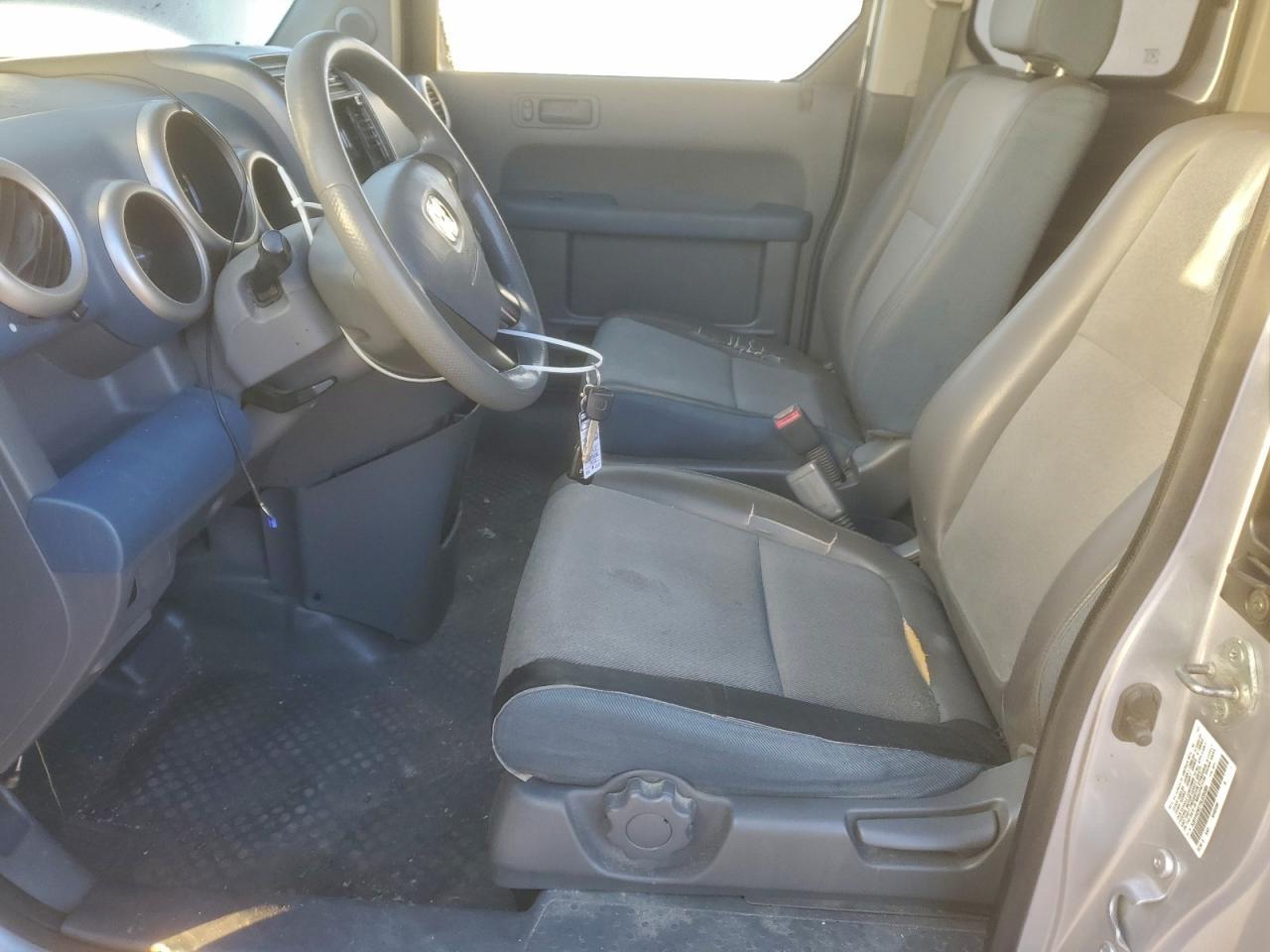 2003 Honda Element Dx - Image 7