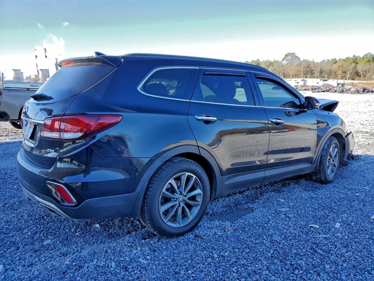 2018 Hyundai Santa Fe Se - Фото 3