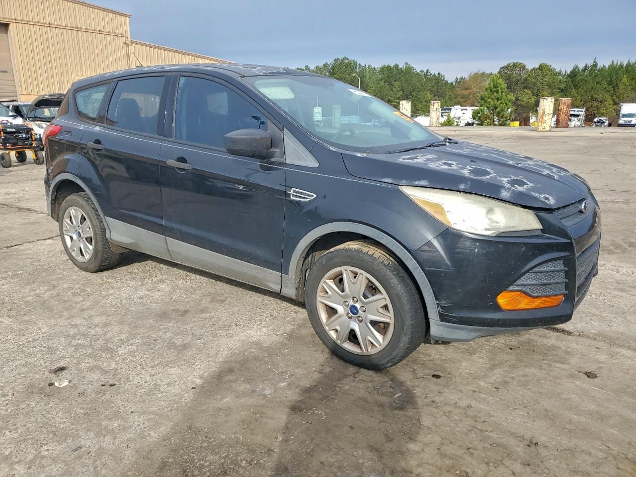 2013 Ford Escape S - Фото 4