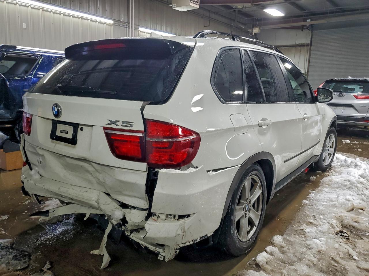 2013 BMW X5 xDrive35I - Фото 3