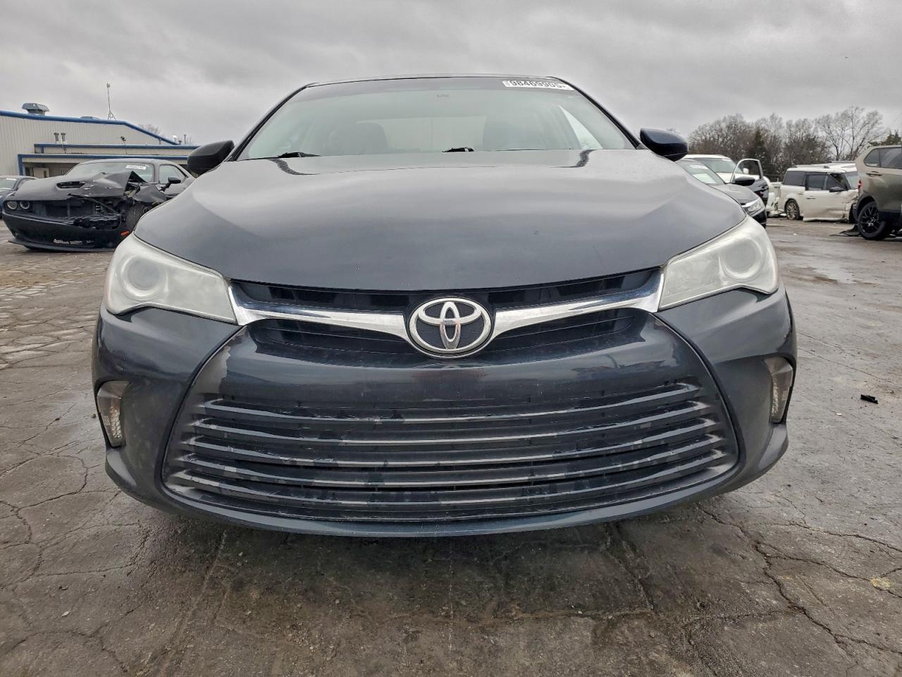 2015 Toyota Camry Le - Image 5
