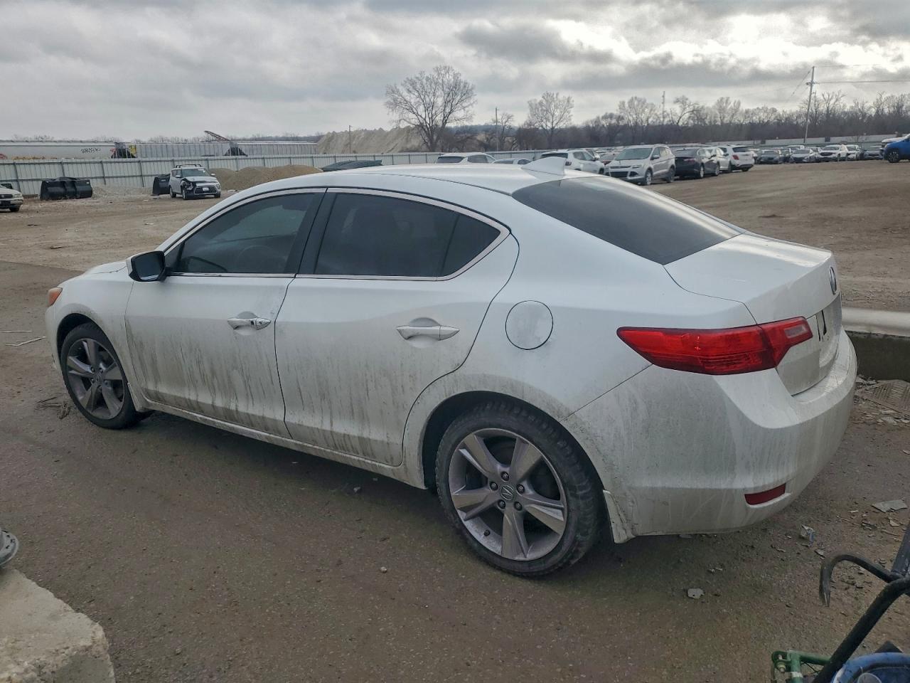 2014 Acura Ilx 20 Premium - Фото 2