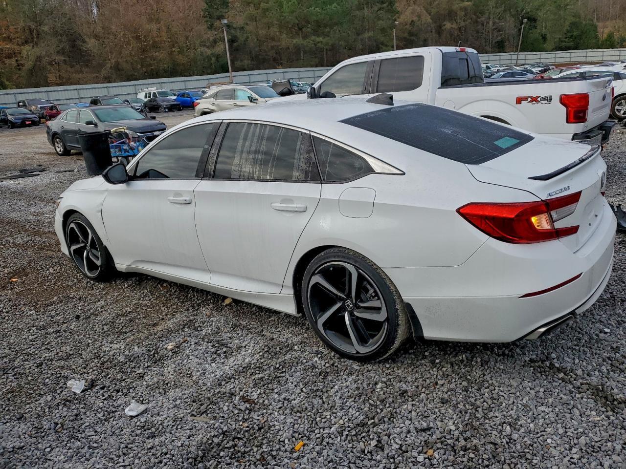 2021 Honda Accord Sport - Фото 2