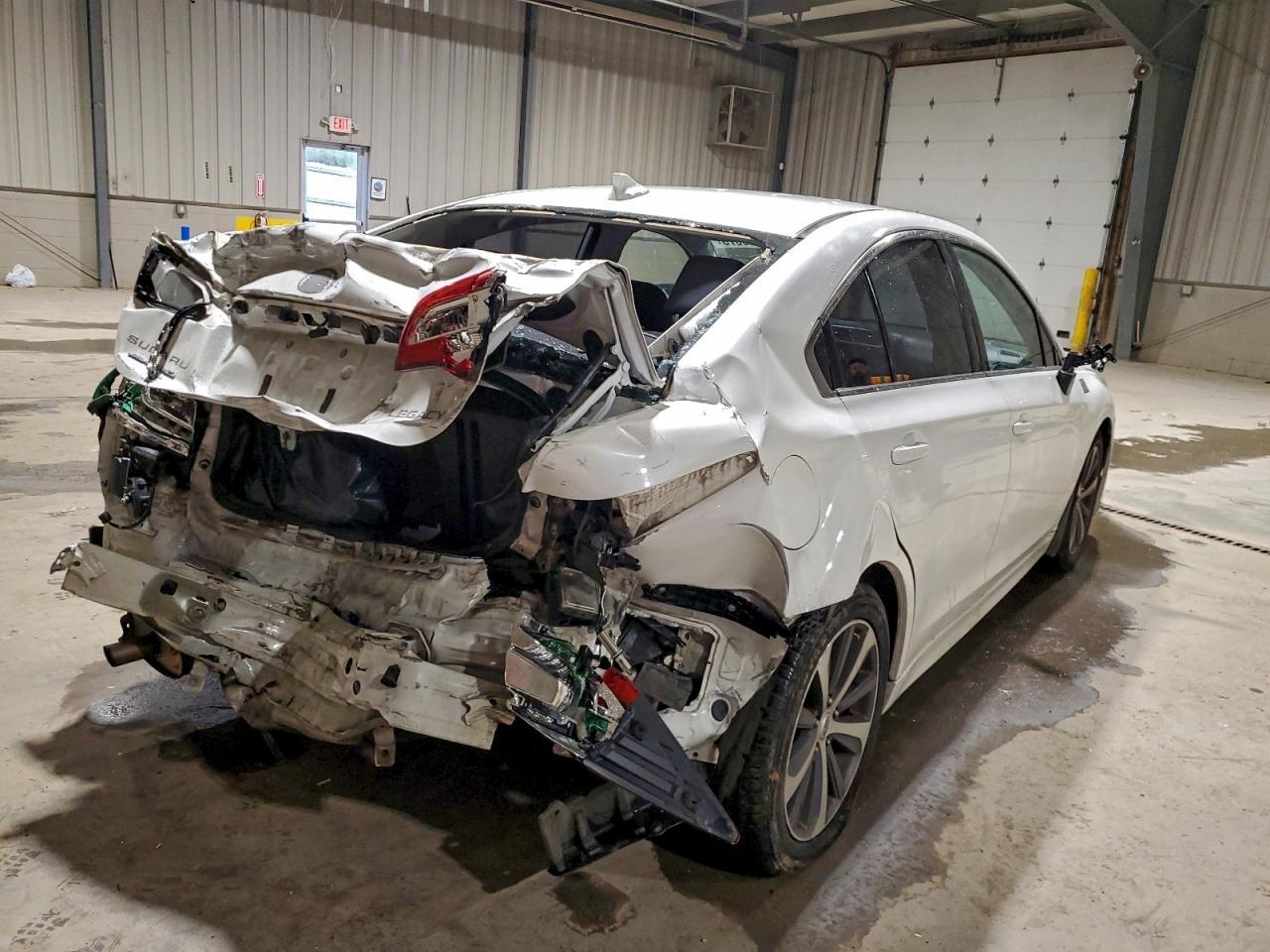 2019 Subaru Legacy 2.5I Limited - Фото 3