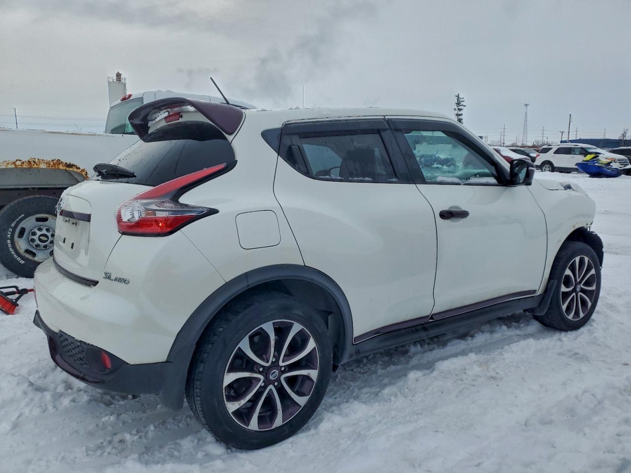 2015 Nissan Juke S - Фото 3