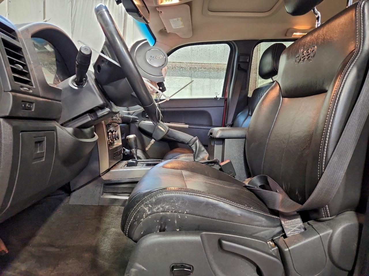 2012 Jeep Liberty Limited - Image 7