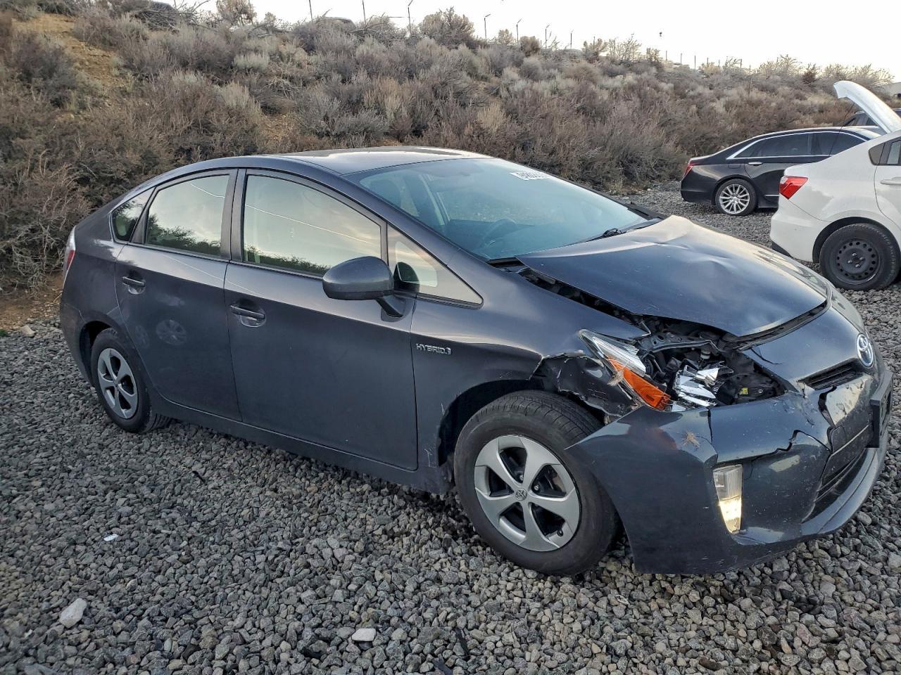 2015 Toyota Prius - Фото 4
