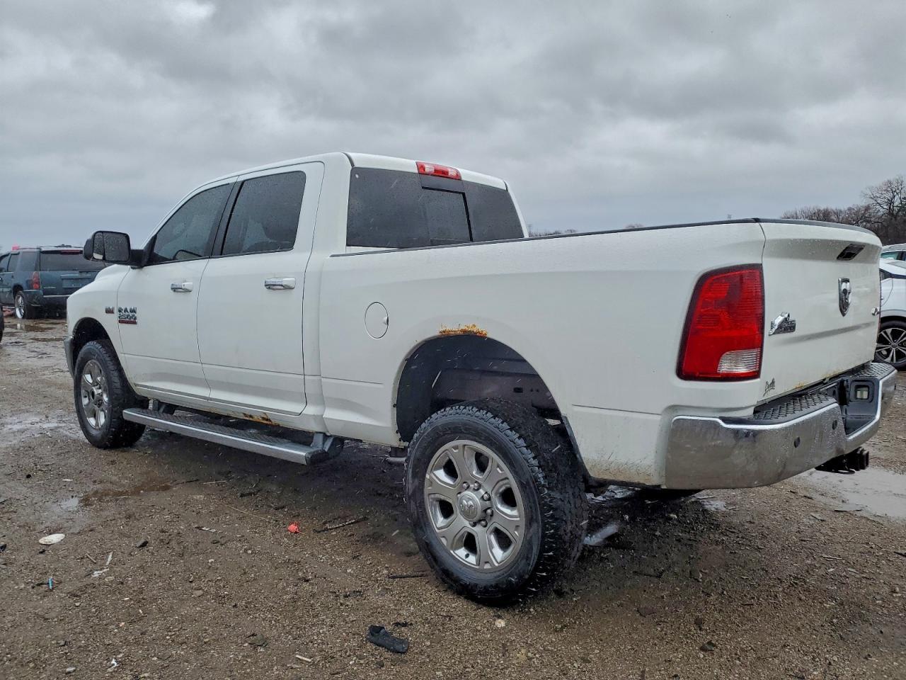 2014 Ram 2500 Slt - Image 2