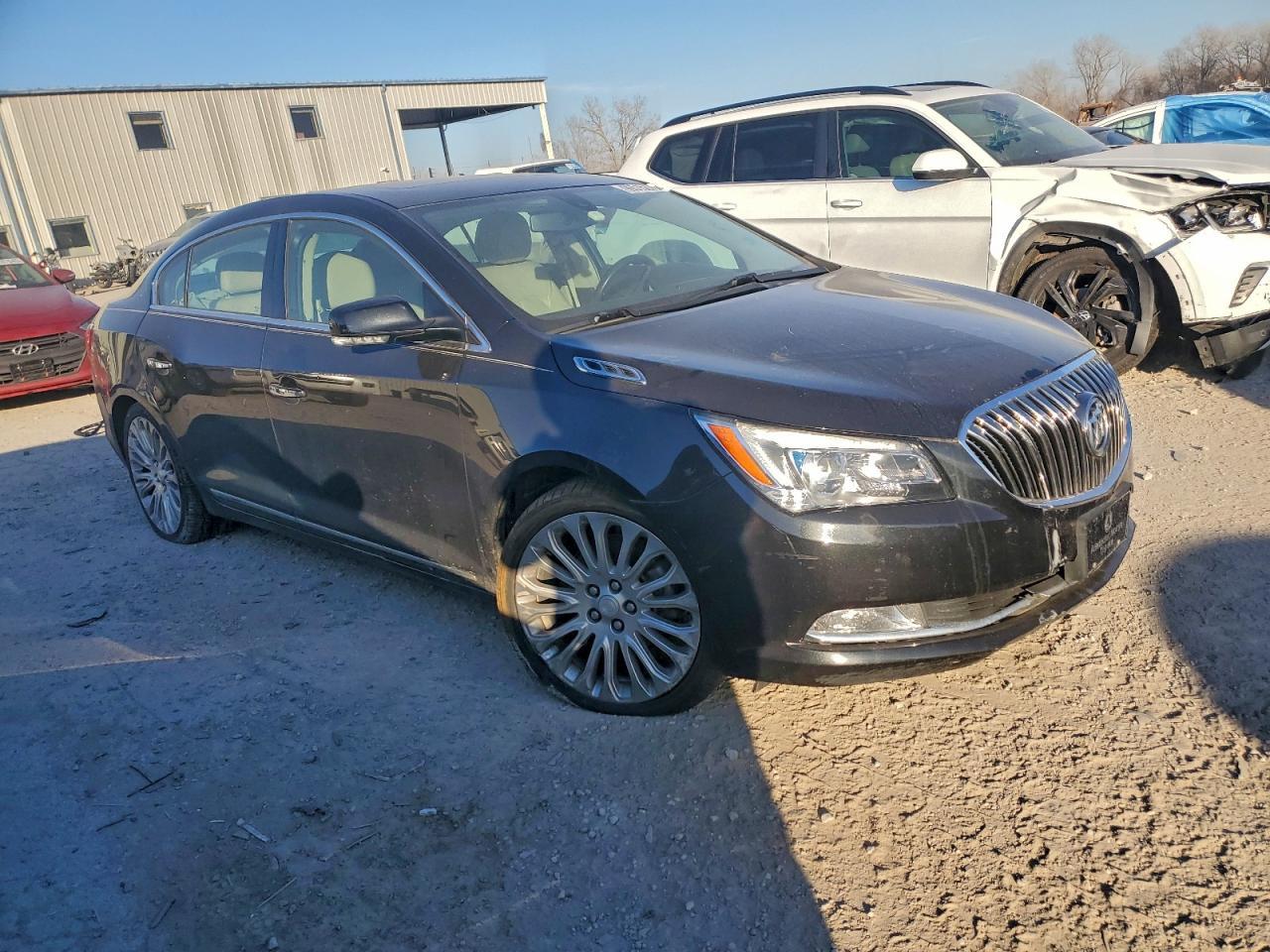 2014 Buick Lacrosse Touring - Image 4