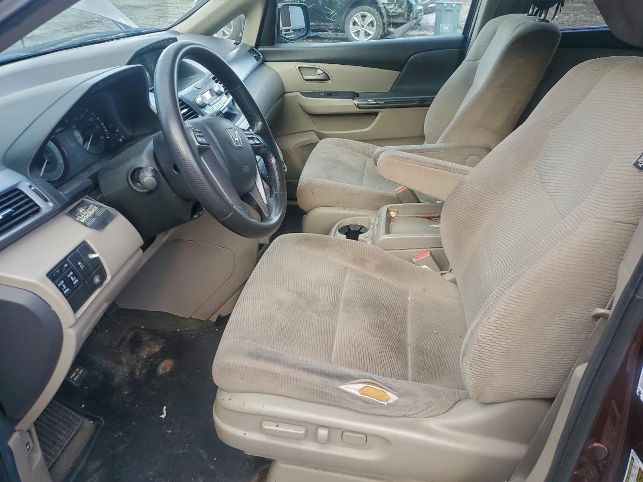 2012 Honda Odyssey - Фото 7