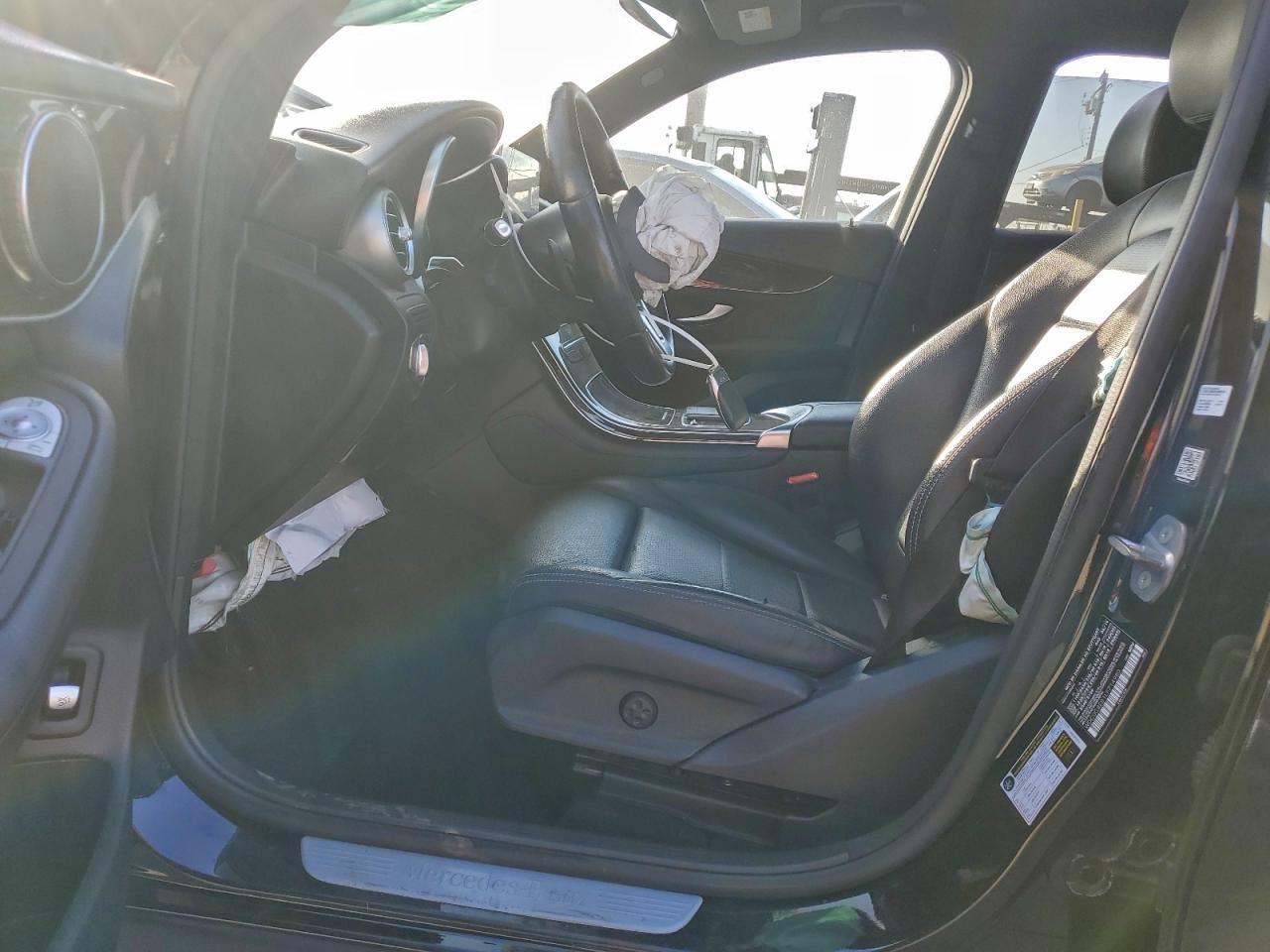 2020 Mercedes-Benz Glc 300 4Matic - Image 7