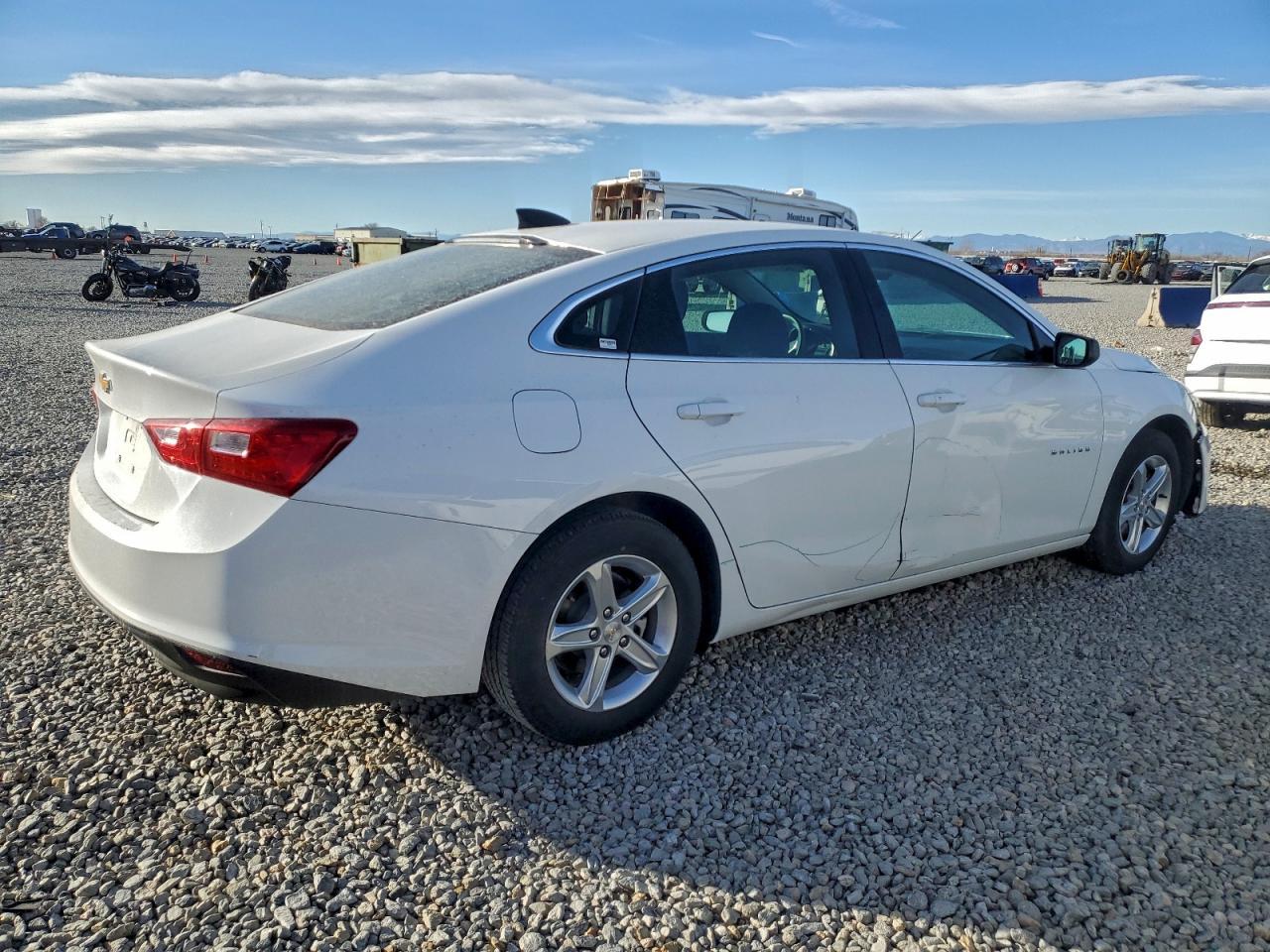 2024 Chevrolet Malibu Ls - Фото 3