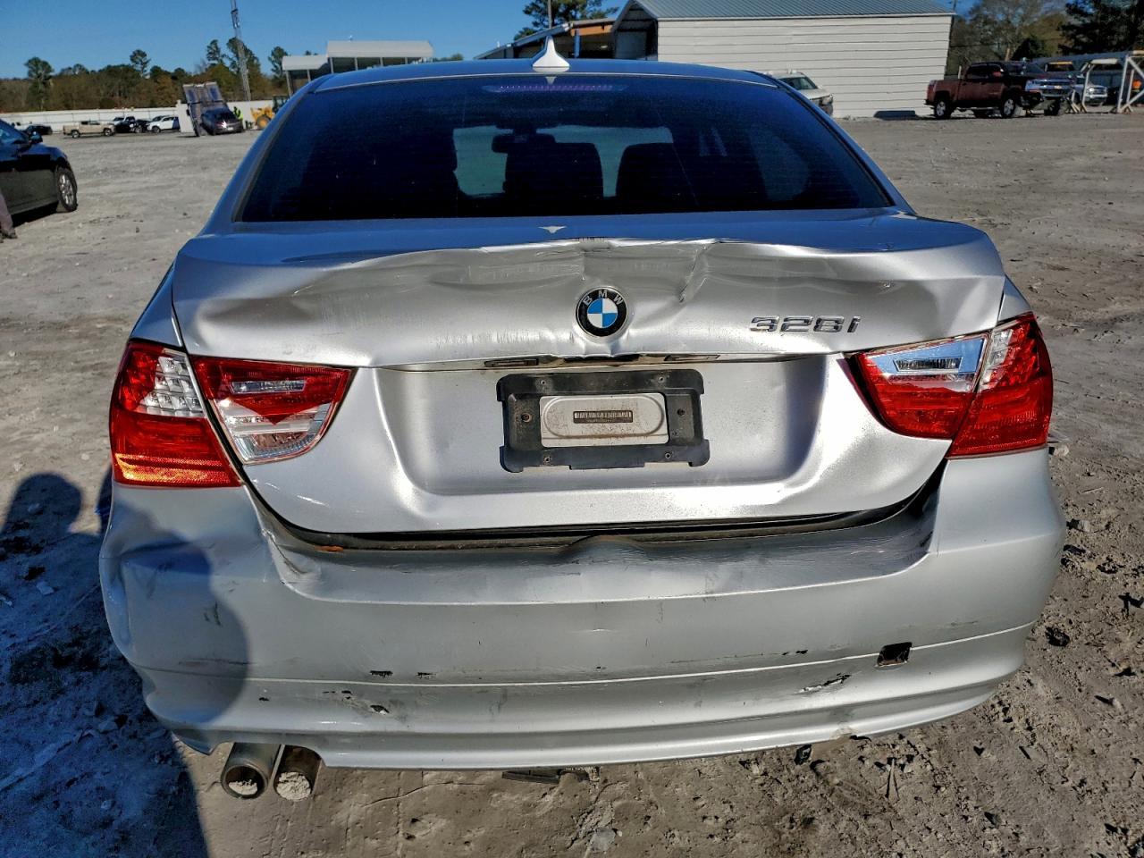 2010 BMW 328 Xi - Фото 6