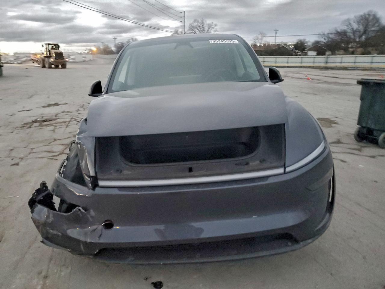 2026 Tesla Model Y - Фото 5