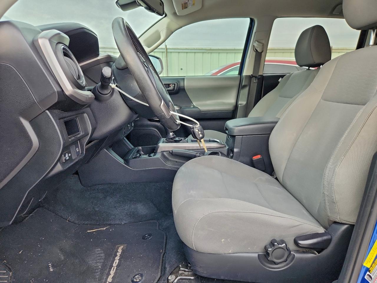 2018 Toyota Tacoma Double Cab - Image 7