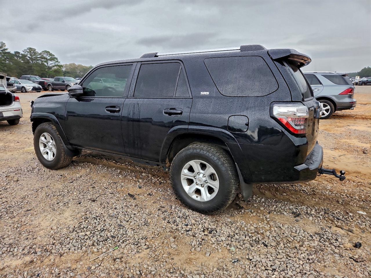 2021 Toyota 4Runner Sr5 - Image 2