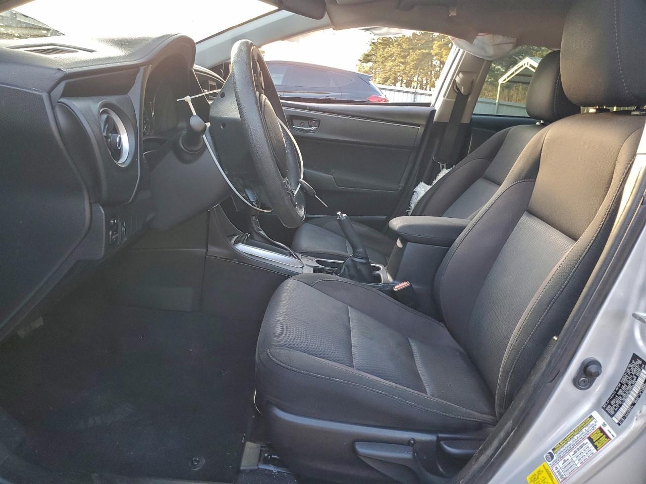 2019 Toyota Corolla L - Image 7