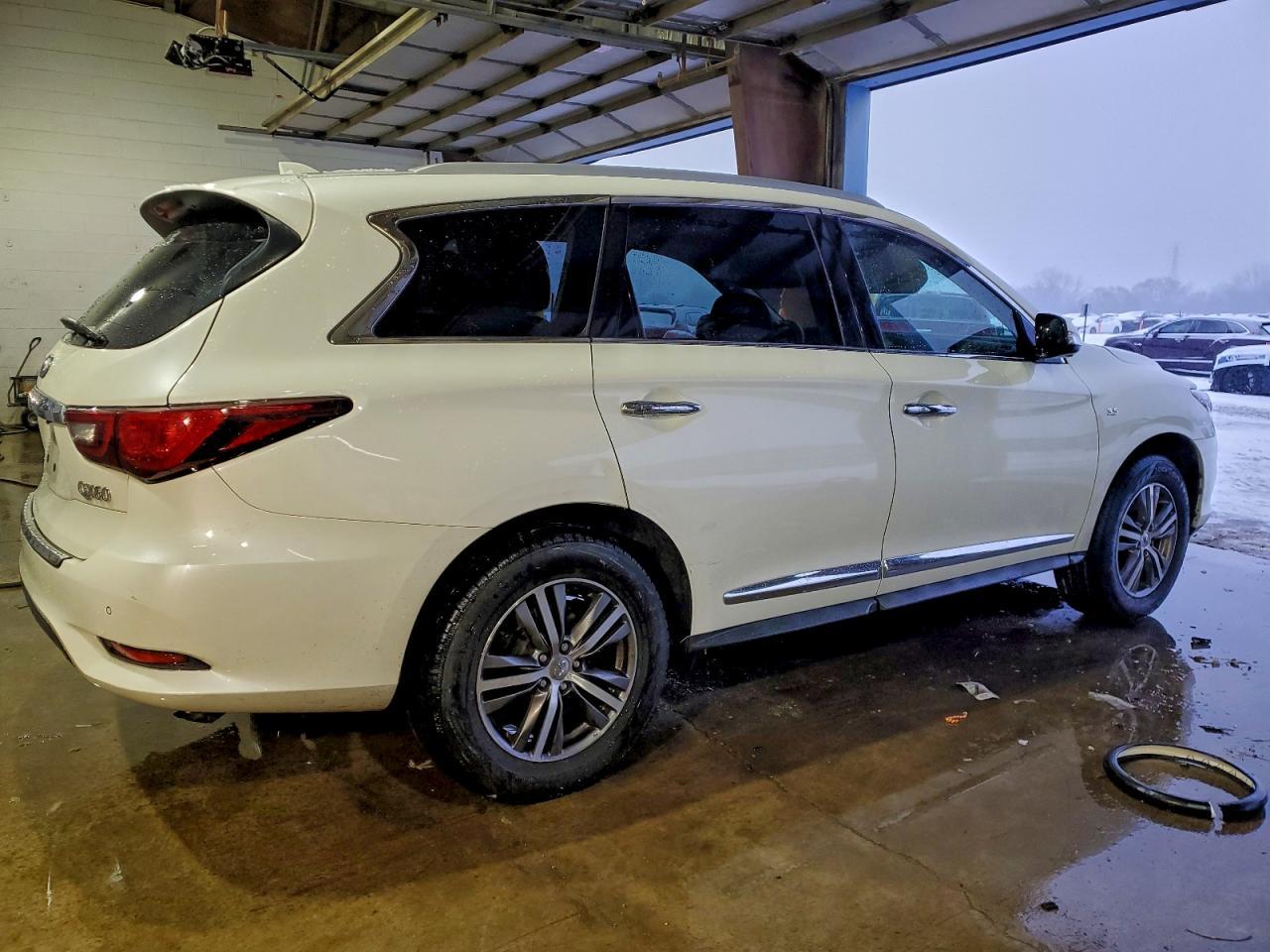 2020 Infiniti Qx60 Luxe - Image 3