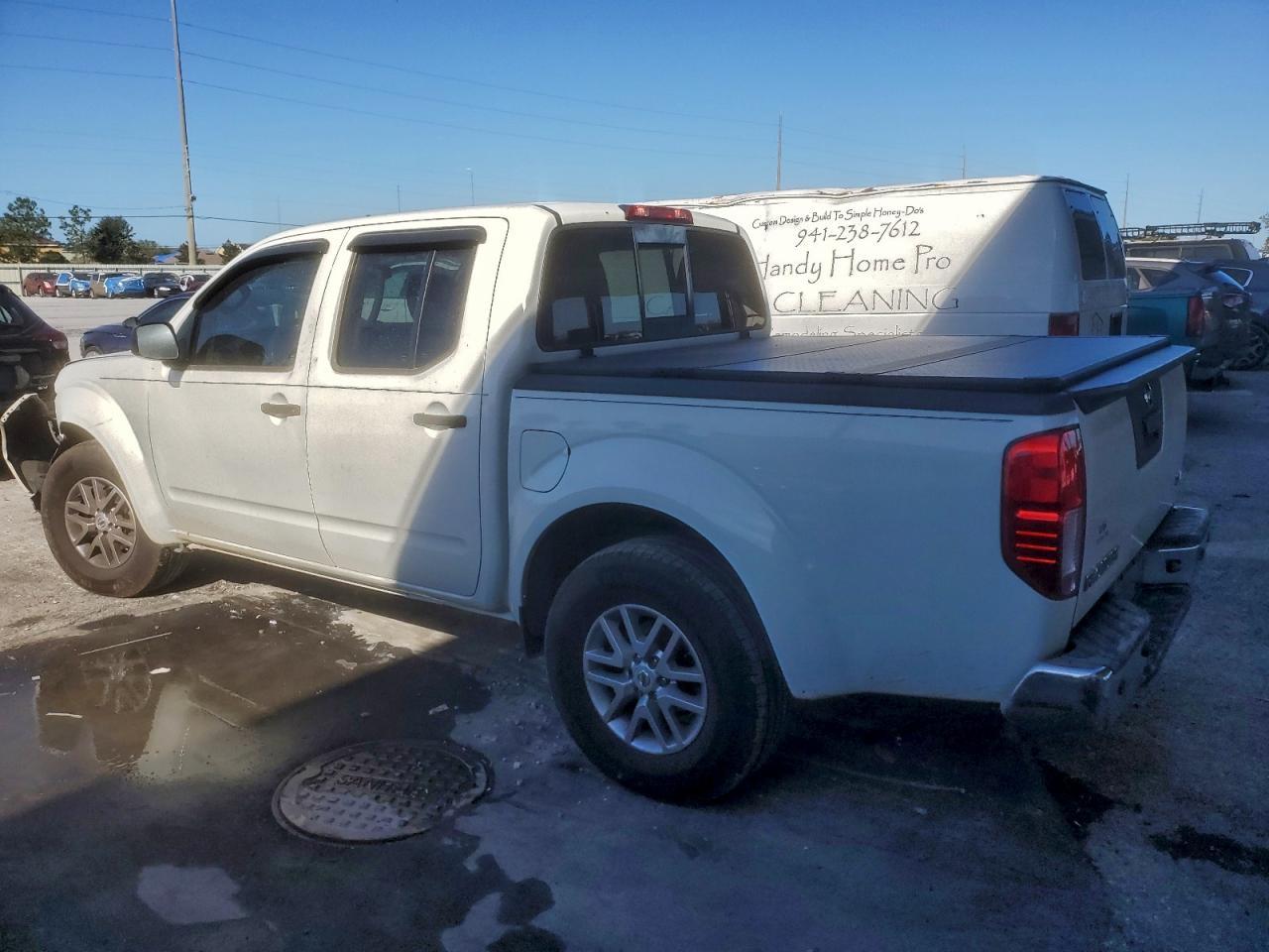 2016 Nissan Frontier Sv - Image 2