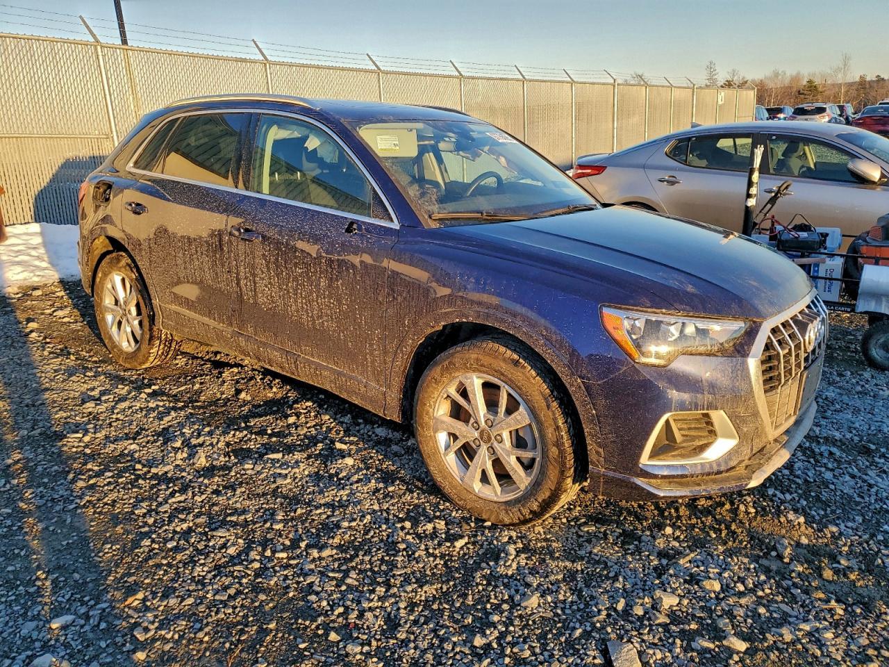 2021 Audi Q3 Premium Plus 40 - Фото 4