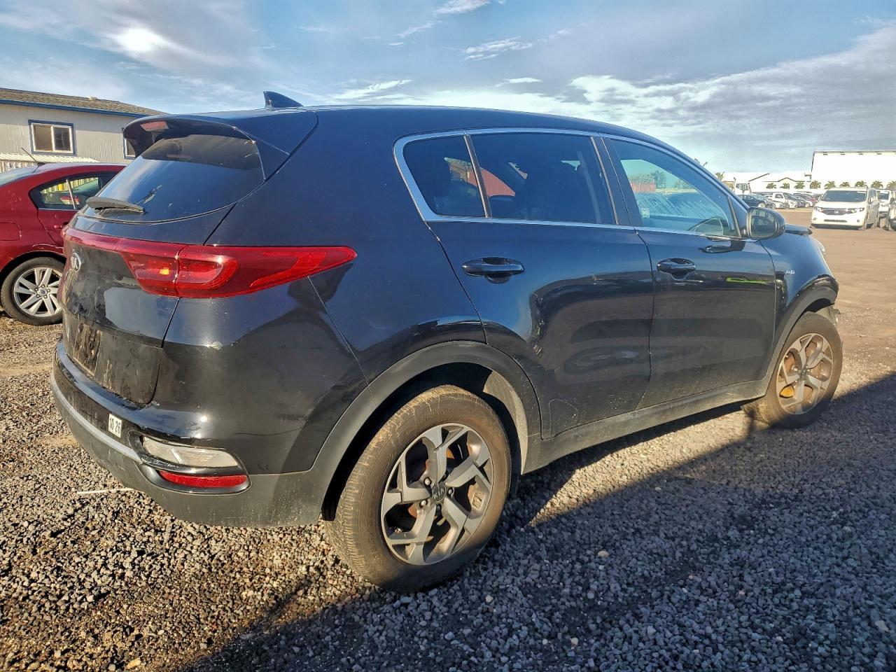 2021 Kia Sportage Lx - Image 3