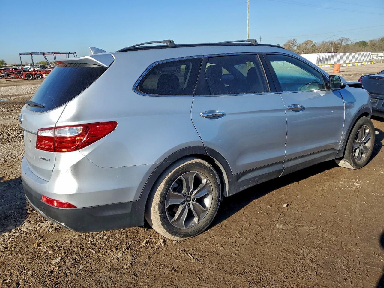 2014 Hyundai Santa Fe Gls - Фото 3