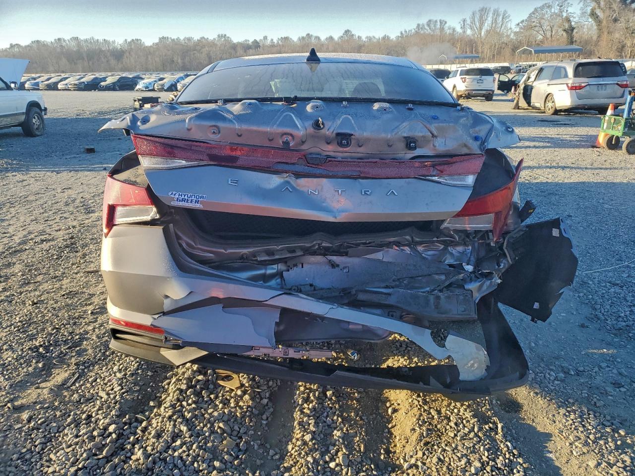 2023 Hyundai Elantra Sel - Фото 6