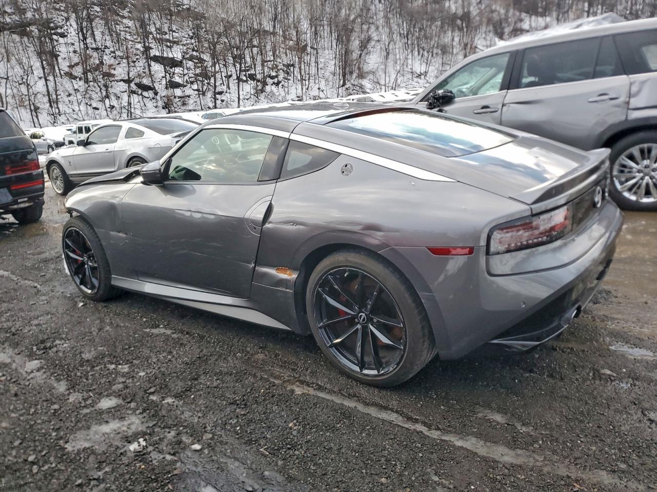 2025 Nissan Z Performance - Фото 2