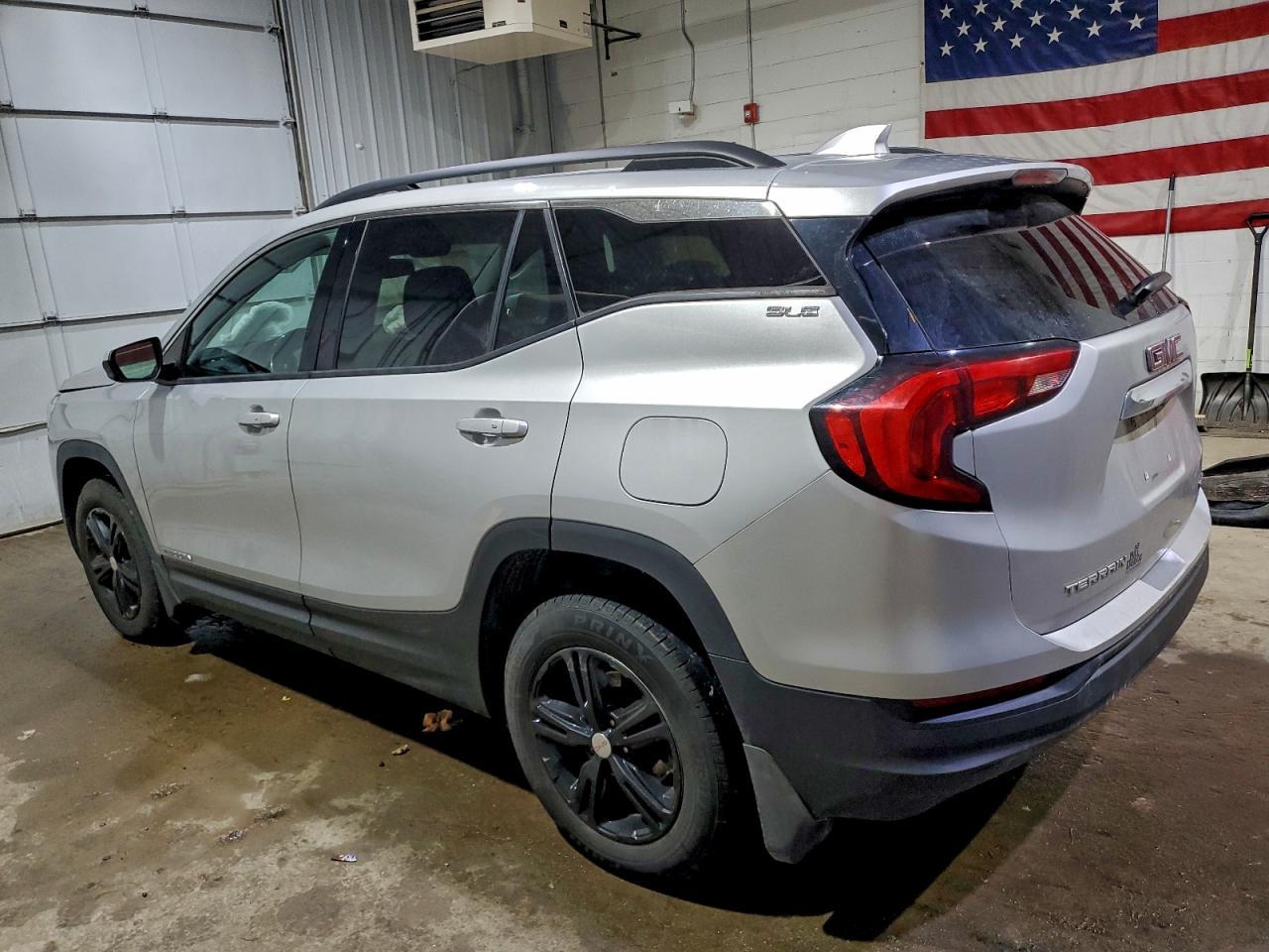 2019 GMC Terrain Sle - Фото 2
